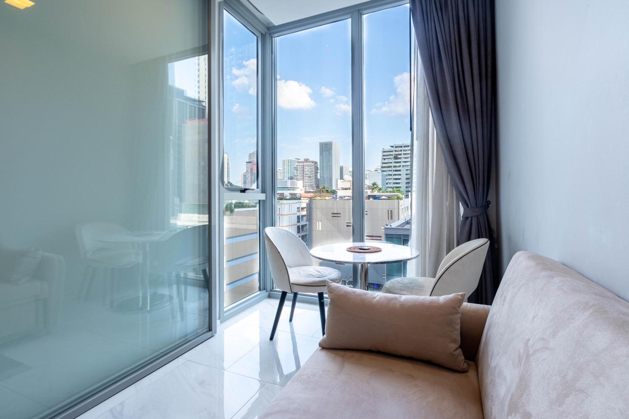 Hyde Sukhumvit 11 Branded
